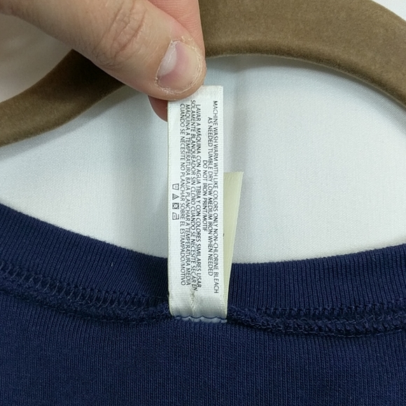 Soft Cardigan - Picture 2 of 3